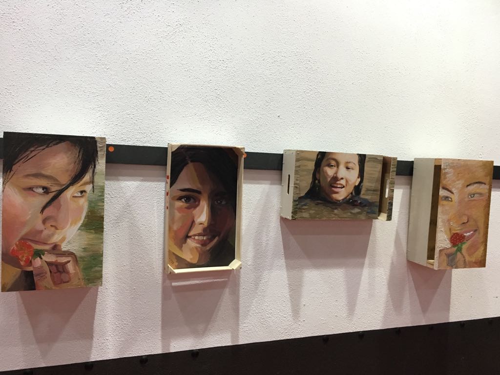 Exposición solidaria en Jaén por el Derecho a la Educación en Bolivia